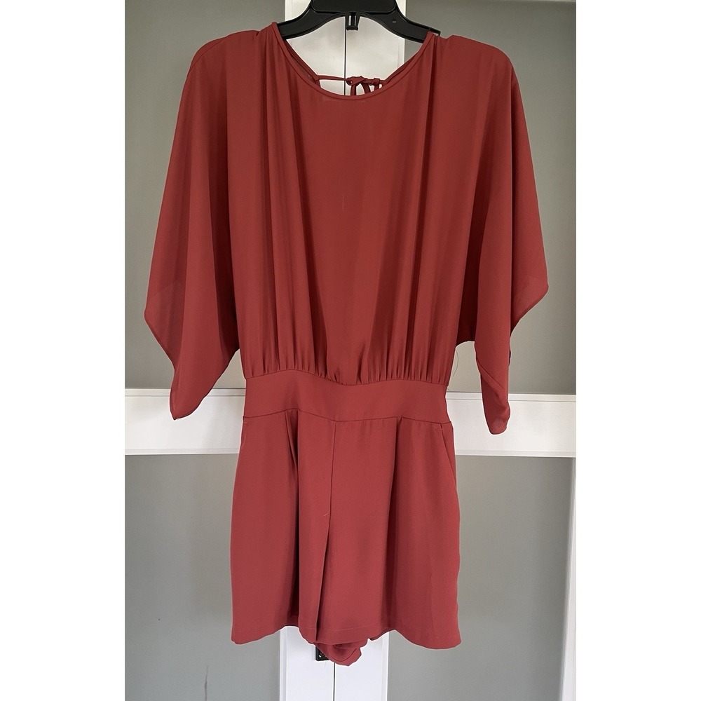 White House Black Market Coral Romper Size 2 Dress Style Flowy Tie Back